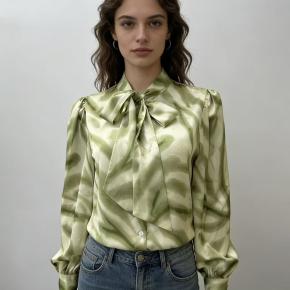 Digital Printing Jacquard Satin Bow Shirt For Ladies 